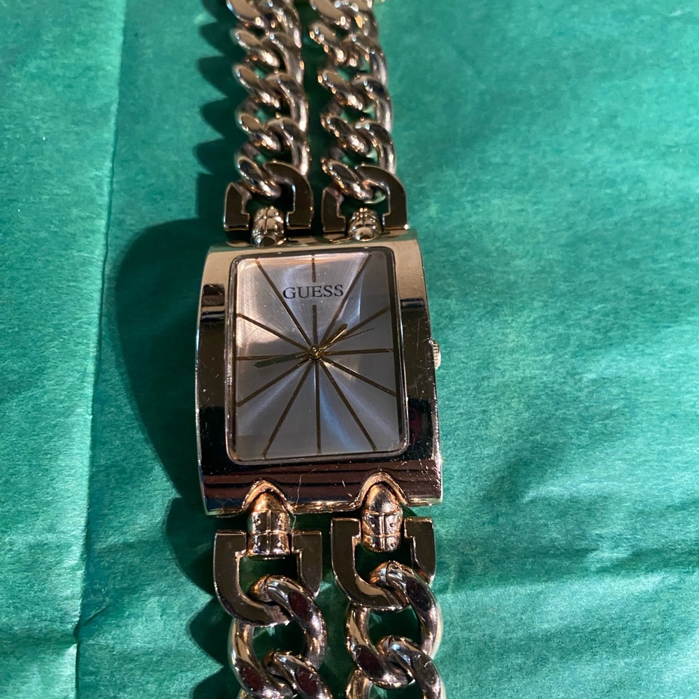 Women’s Guess Gold Tone Multi-Chain Bracelet Watch SS 3278 (Like New) 7”